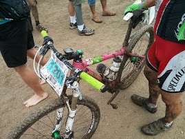 Schicke Griffe - man beachte die Farbkombination!