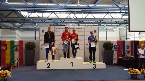 Jule & Max - ganz oben